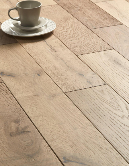 Массивная доска Дуб Насыщенный шампань