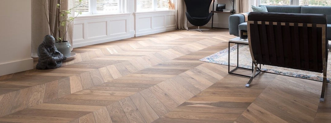 Французская ёлка 60 градусов в интерьере