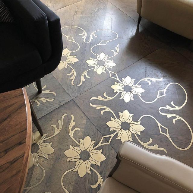 Паркет с металлом