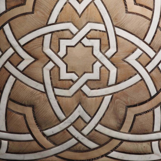 Паркет с камнем