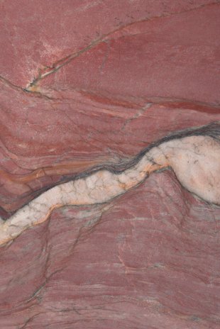 Кварцит Revolution