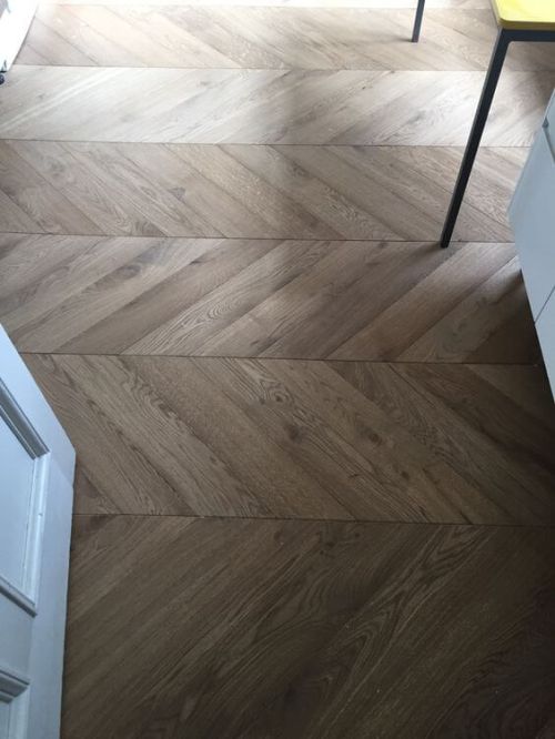 Инженерная доска Французская ёлка Дуб Винтаж в интерьере